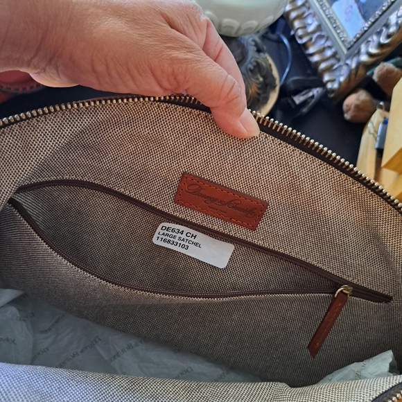 Dooney and bourke Large Satchel - Picture 7 of 13